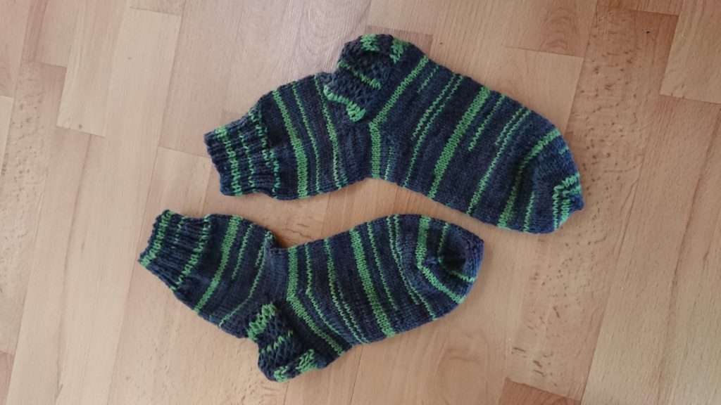 Socken stricken